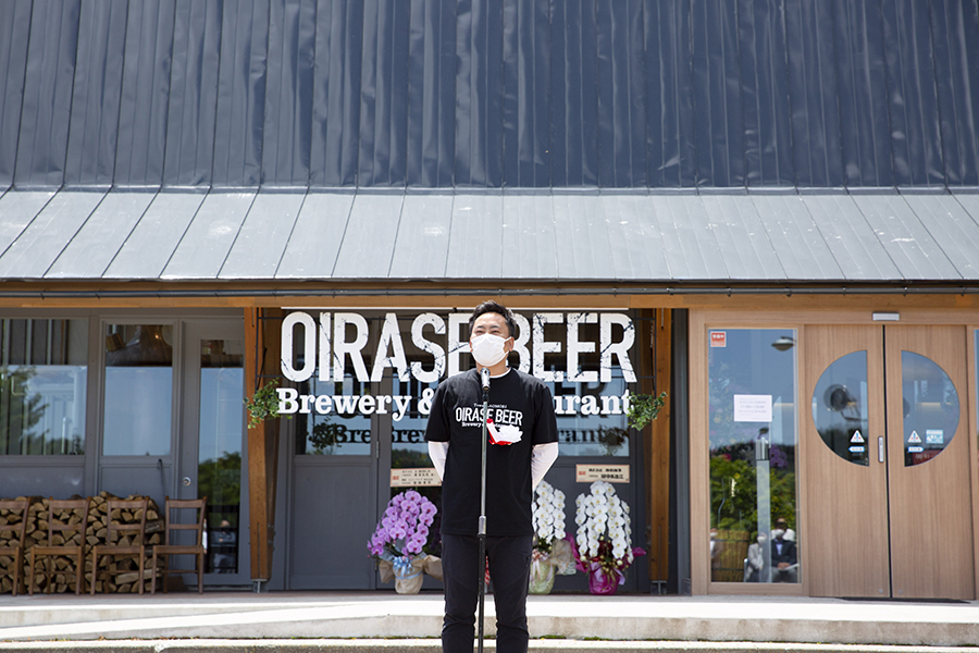 オープニングセレモニーが開催されました。3